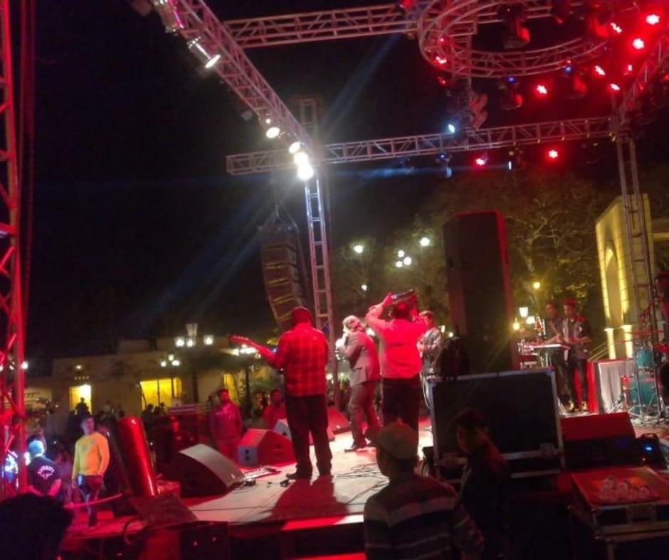 Live entertainment event